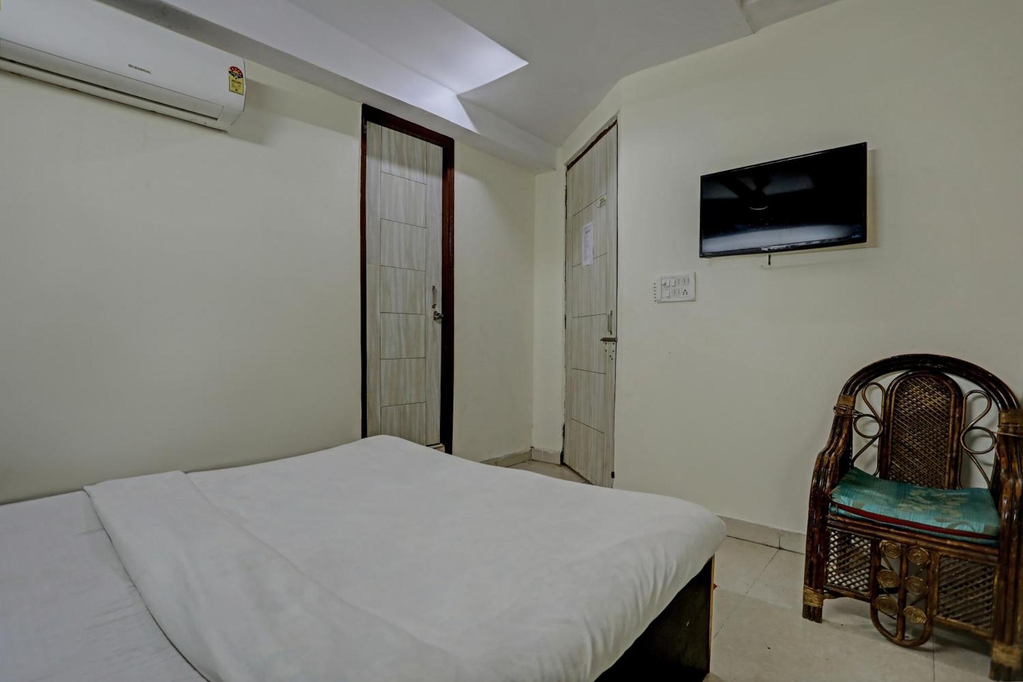 Hotel O Kanak Palace New Delhi Luaran gambar