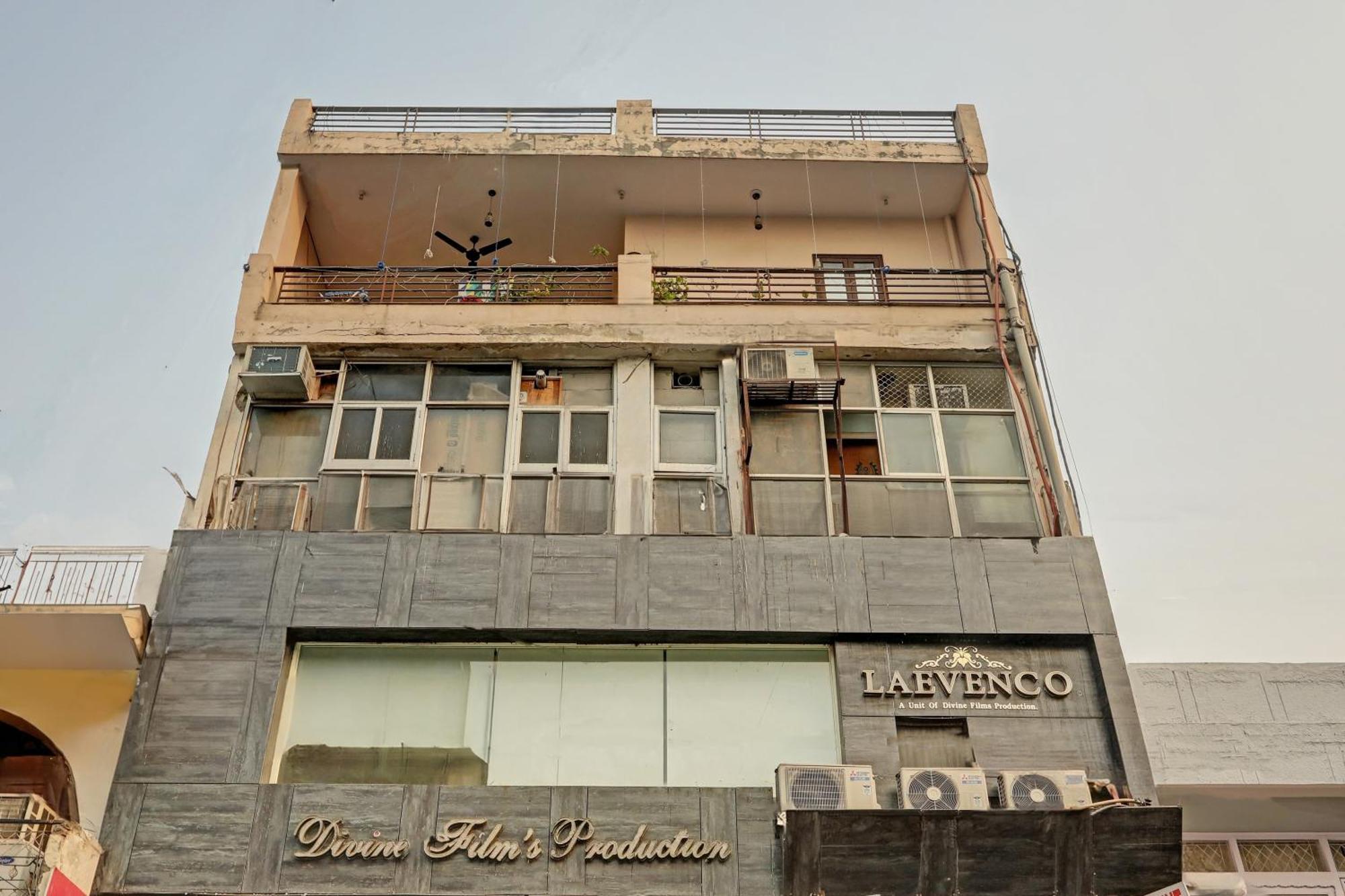 Hotel O Kanak Palace New Delhi Luaran gambar