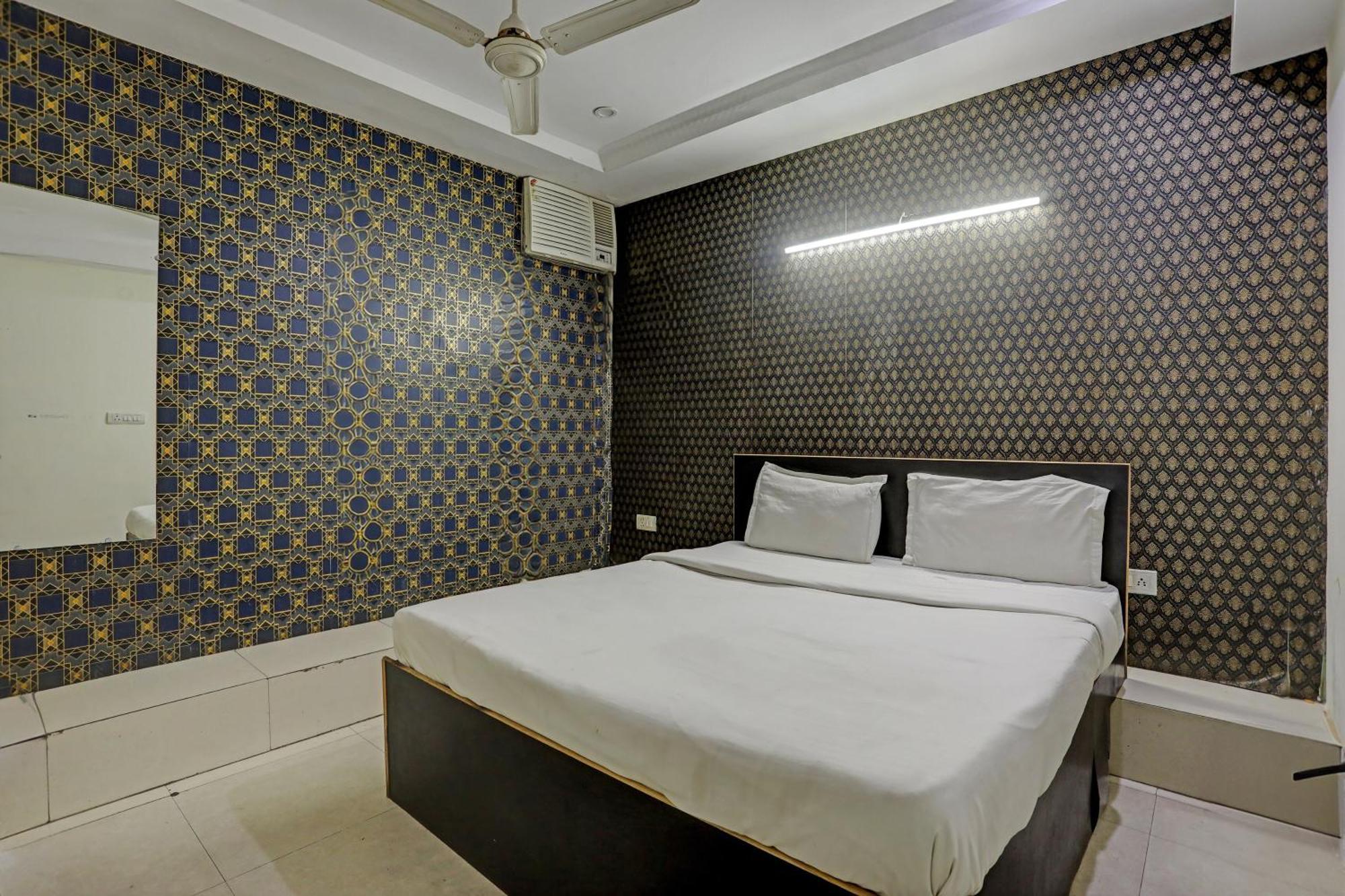 Hotel O Kanak Palace New Delhi Luaran gambar