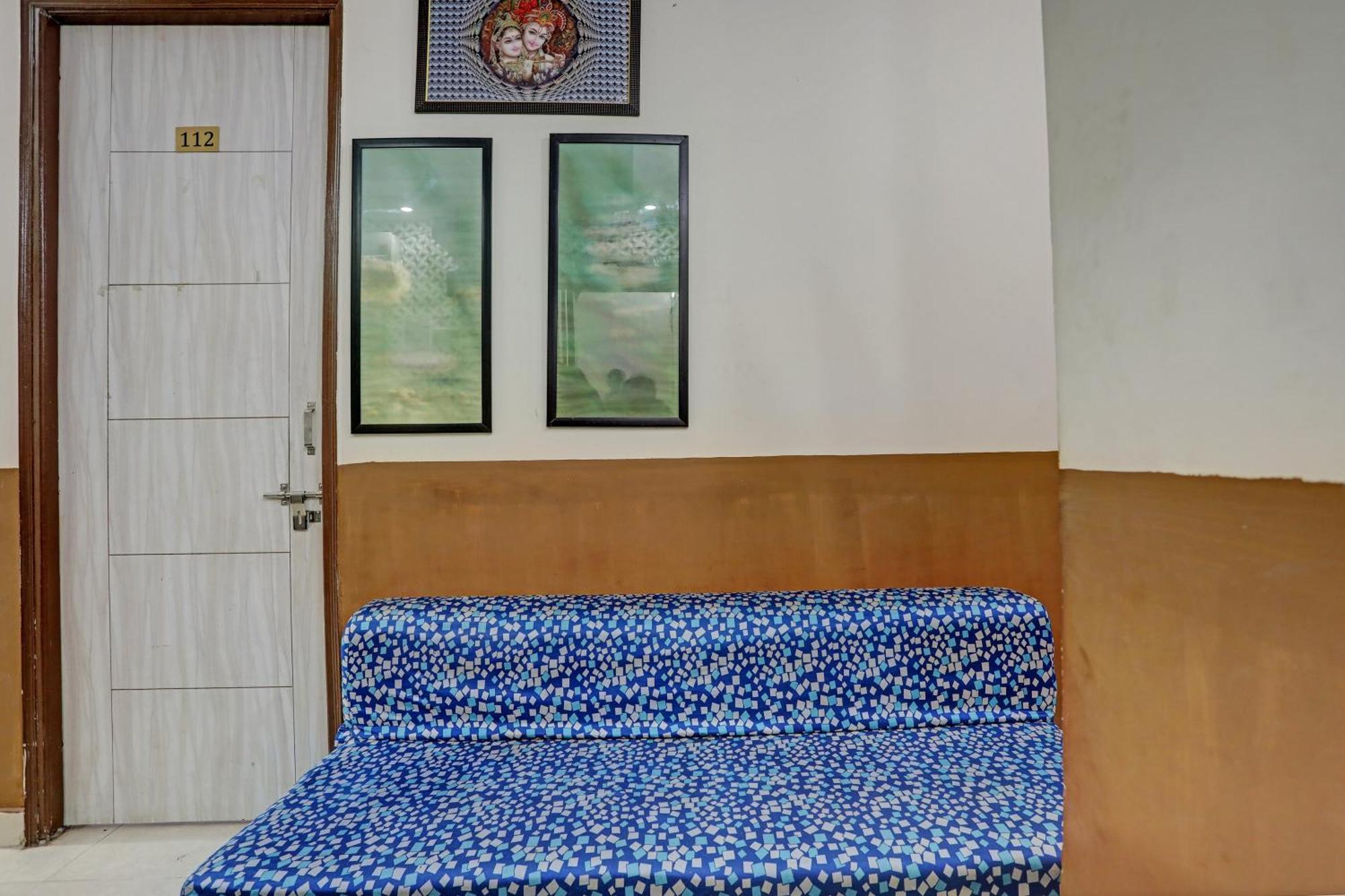 Hotel O Kanak Palace New Delhi Luaran gambar